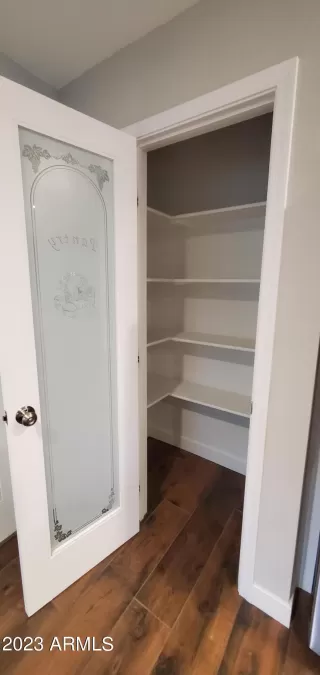 Photo #4: 6585609 Listing