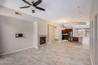 Photo #5: 6585822 Listing