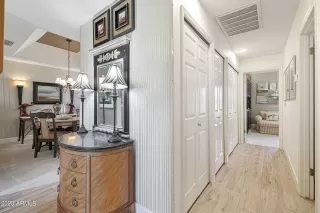 Photo #4: 6586042 Listing