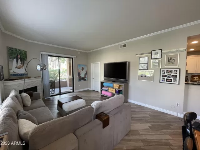 MLS: 6586090 Condo For Sale