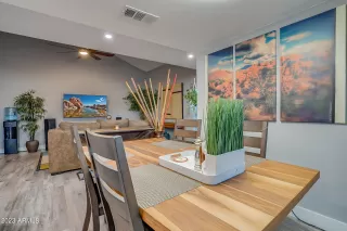 Photo #6: 6586416 Listing