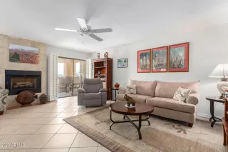 Photo #5: 6586484 Listing