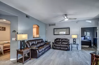 Photo #3: 6586495 Listing