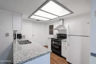 Photo #3: 6586614 Listing