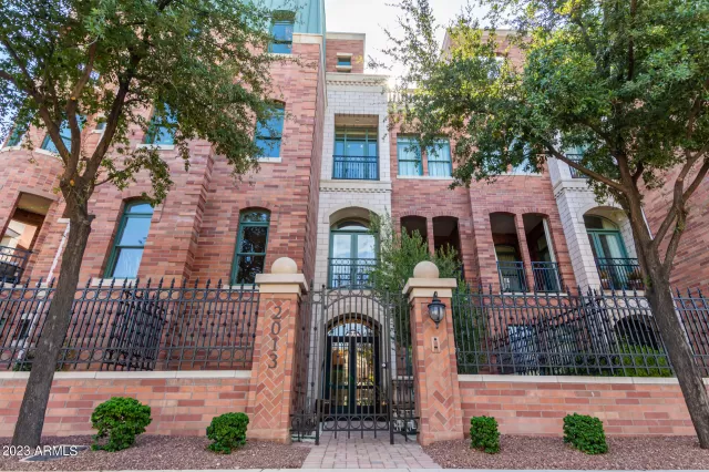 MLS: 6586620 Condo For Sale