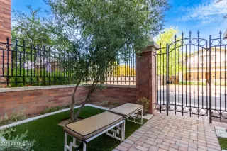 Photo #3: 6586620 Listing