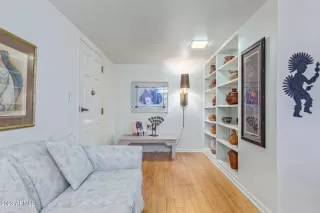 Photo #3: 6586630 Listing