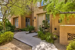 Photo #6: 6586657 Listing