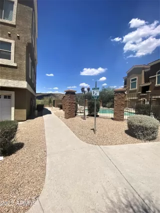 Photo #1: 6586692 Listing