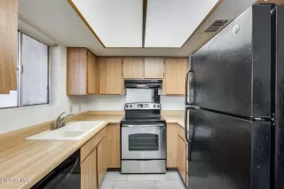 Photo #2: 6586709 Listing 