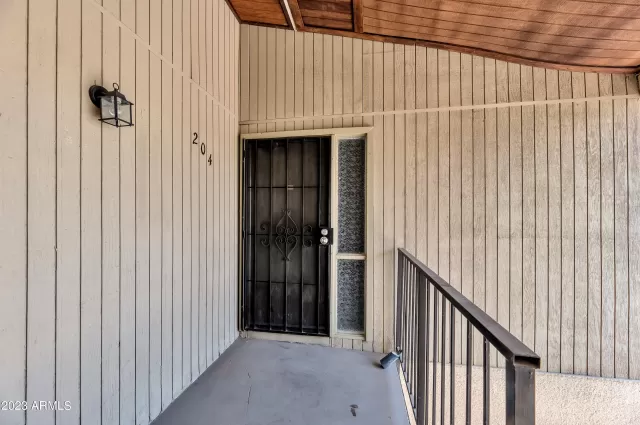 MLS: 6586927 Condo For Sale