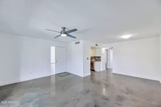 Photo #5: 6586927 Listing 