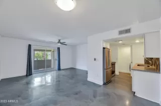 Photo #6: 6586927 Listing 