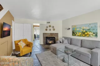 Photo #4: 6586997 Listing 