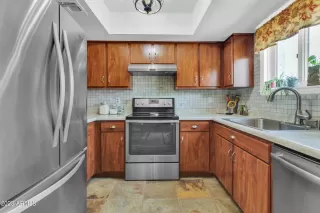 Photo #6: 6586997 Listing 