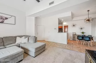 Photo #3: 6587054 Listing 