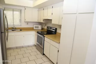 Photo #2: 6587432 Listing