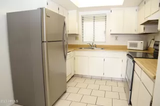 Photo #3: 6587432 Listing