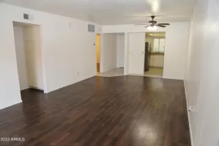 Photo #6: 6587432 Listing