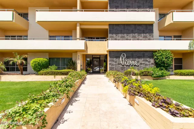 MLS: 6587464 Condo For Sale