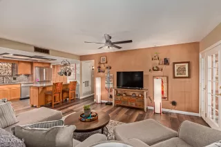 Photo #5: 6587721 Listing 