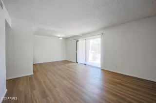 Photo #2: 6587761 Listing