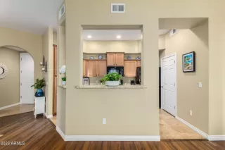 Photo #5: 6587952 Listing