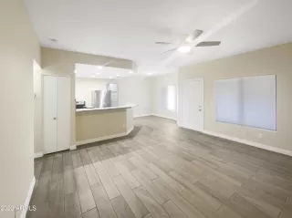 Photo #3: 6587999 Listing