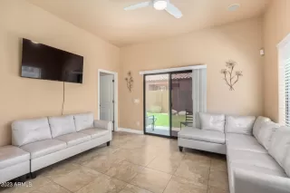 Photo #3: 6588038 Listing