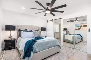 Photo #2: 6588073 Listing