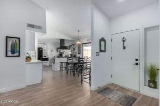 Photo #2: 6588268 Listing