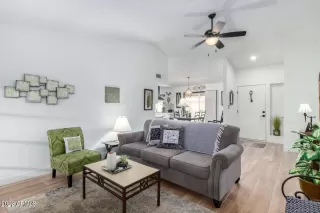 Photo #3: 6588268 Listing