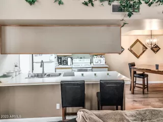 Photo #6: 6588435 Listing