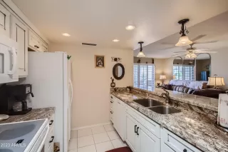 Photo #1: 6588442 Listing 