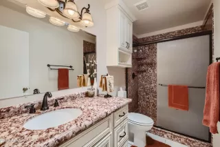 Photo #6: 6588442 Listing 