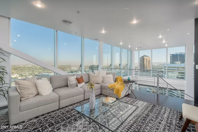 MLS: 6588623 Condo For Sale