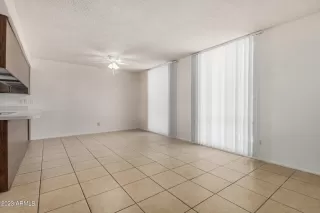 Photo #6: 6588689 Listing