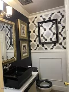 Photo #3: 6588808 Listing