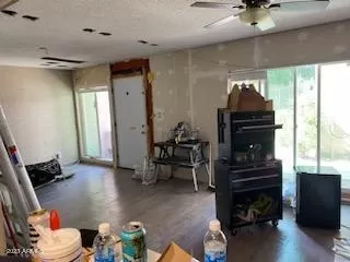 Photo #4: 6588808 Listing