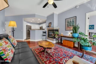 Photo #3: 6588846 Listing