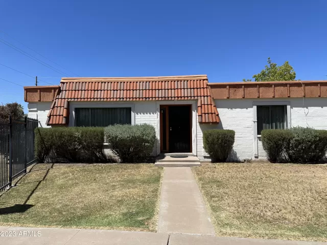 MLS: 6588880 Condo For Sale