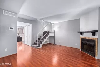 Photo #4: 6588908 Listing