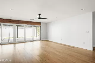 Photo #5: 6588992 Listing 