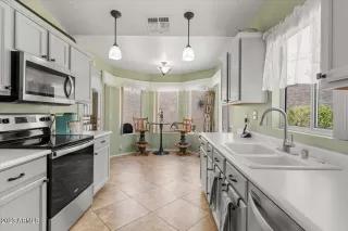 Photo #2: 6589019 Listing