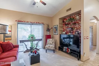 Photo #5: 6589058 Listing 