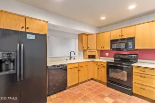 Photo #2: 6589161 Listing