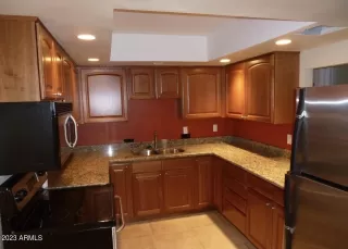 Photo #3: 6589241 Listing