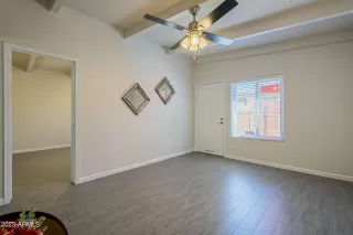 Photo #6: 6589334 Listing 