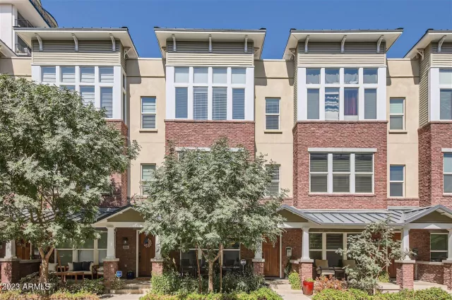 MLS: 6589340 Condo For Sale