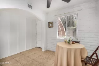 Photo #6: 6589437 Listing